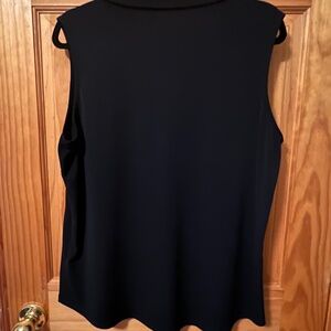 Adrianna Papell sleeveless blouse size L navy blue